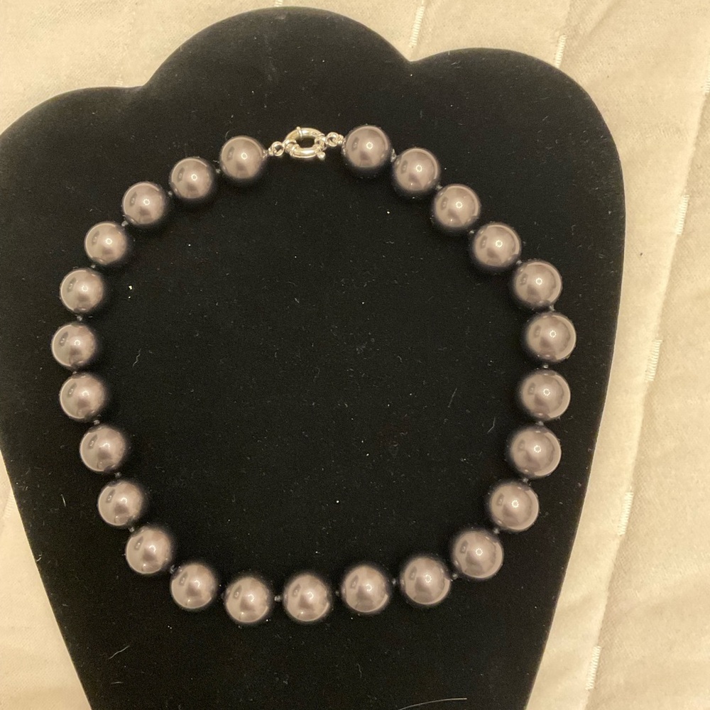 Black Pearl Necklace